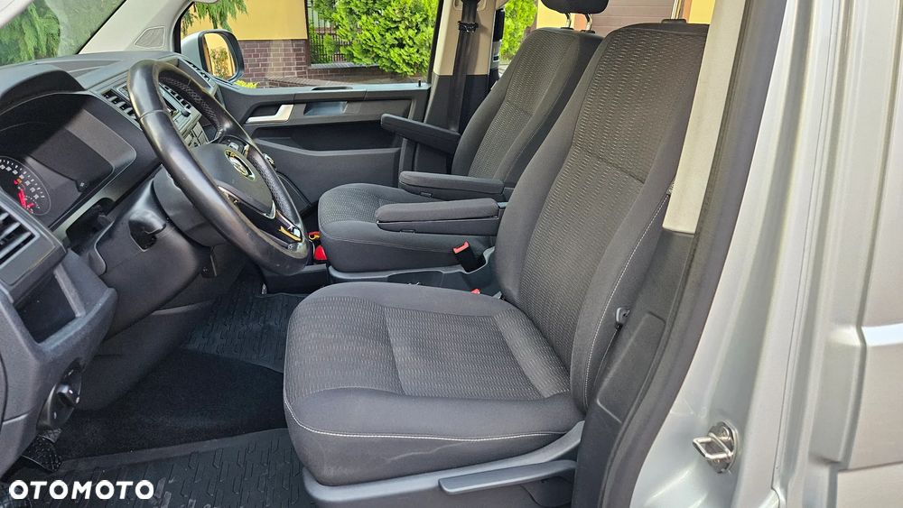 Volkswagen Caravelle 2.0 TDI L1 Comfortline - 16