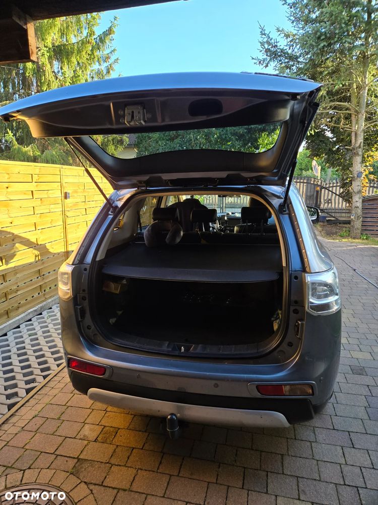Mitsubishi Outlander 2.0 4WD - 13