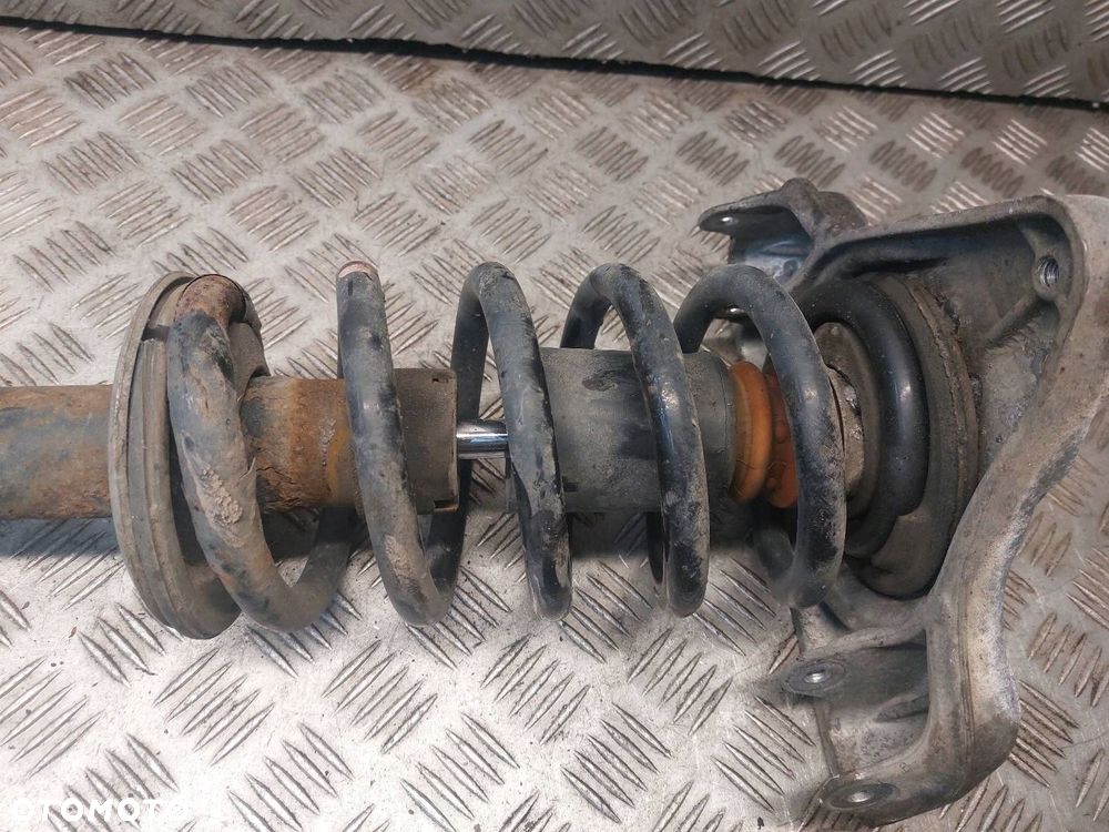 AMORTYZATOR + SPRĘŻYNA LEWY PRZÓD + PRAWY PRZÓD AUDI A4 B6 1.9 TDI - 3