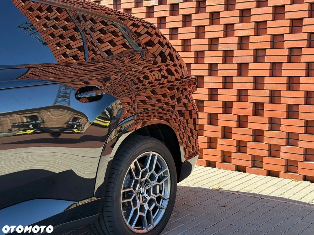 BMW XM - 10