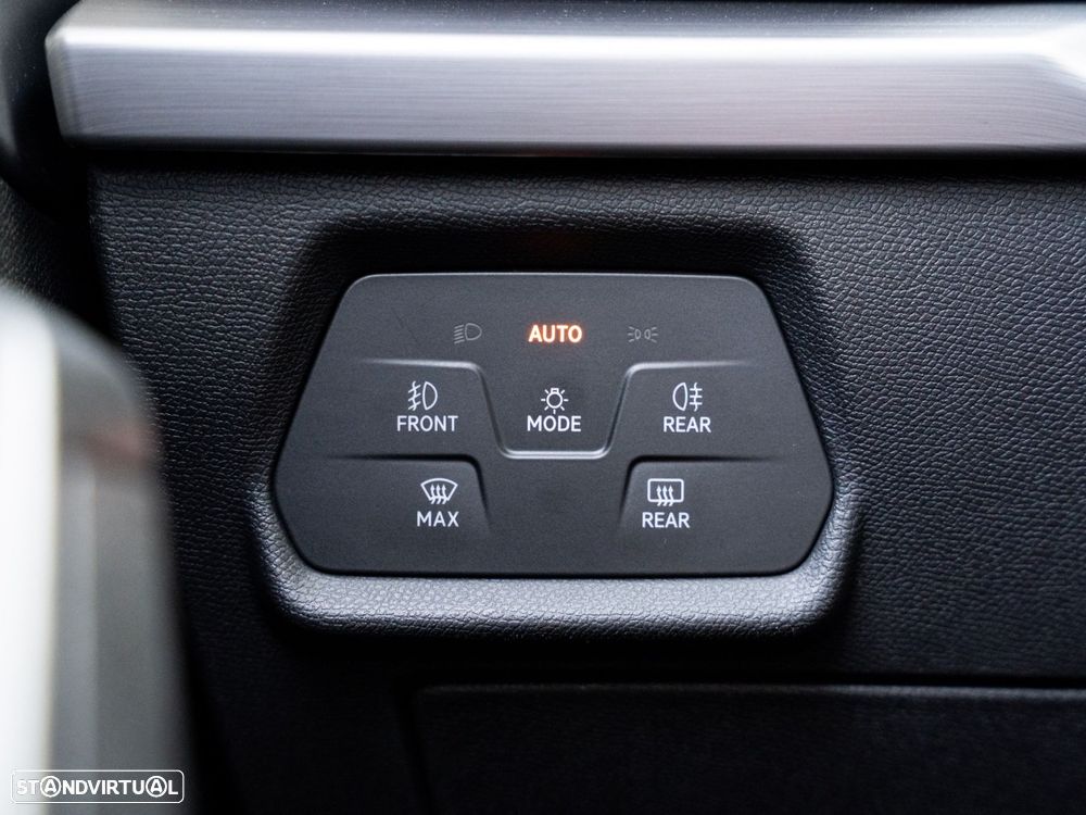 SEAT Leon ST 2.0 TDI FR DSG - 34