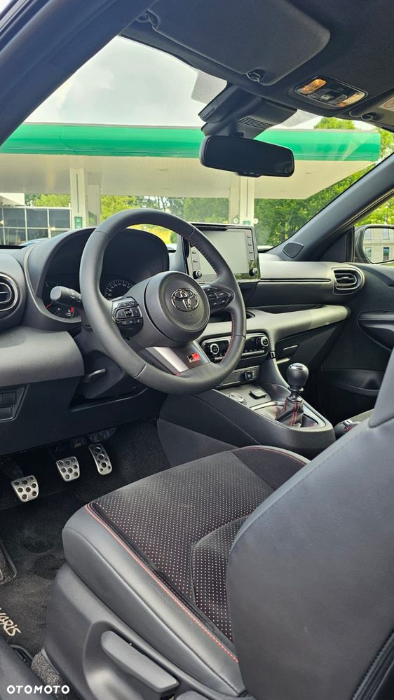Toyota GR Yaris - 12