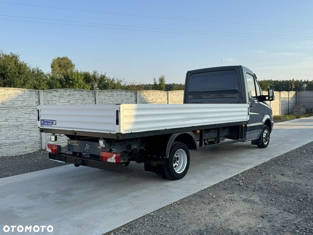 Mercedes-Benz Sprinter - 4