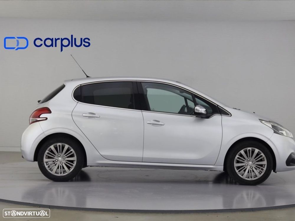 Peugeot 208 1.2 PureTech Active - 8