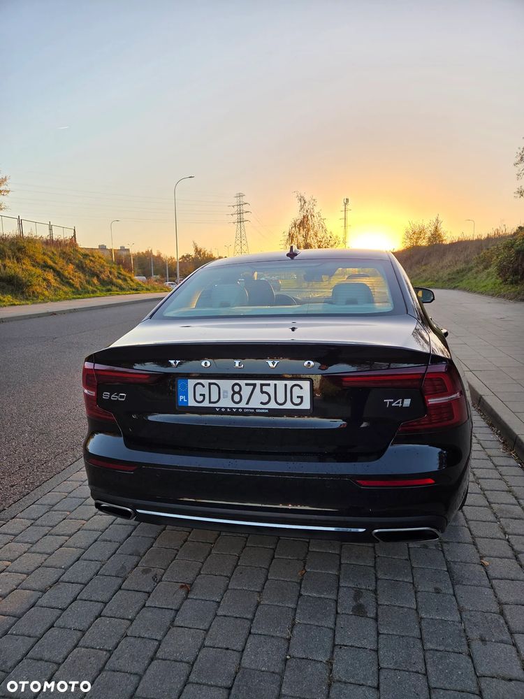 Volvo S60 T4 Inscription First Edition - 3