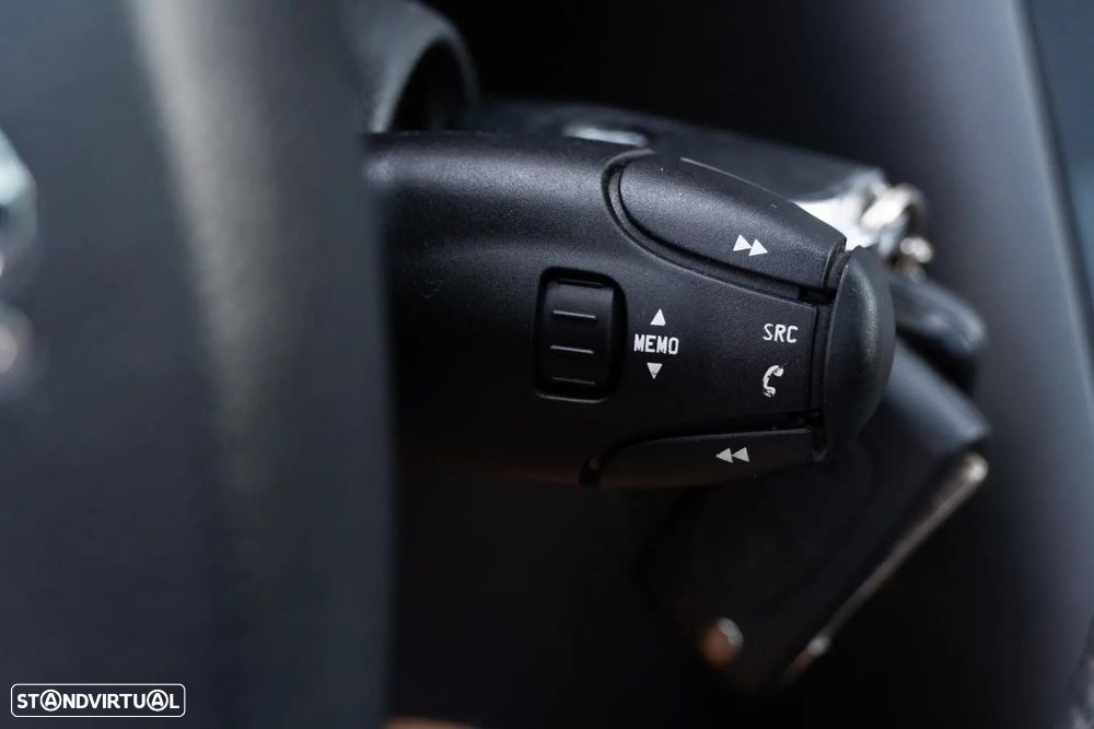 Peugeot 3008 1.6 HDi Allure - 26
