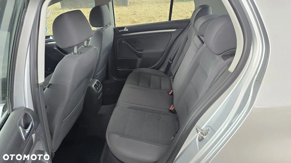 Volkswagen Golf V 2.0 FSI Comfortline DSG - 14