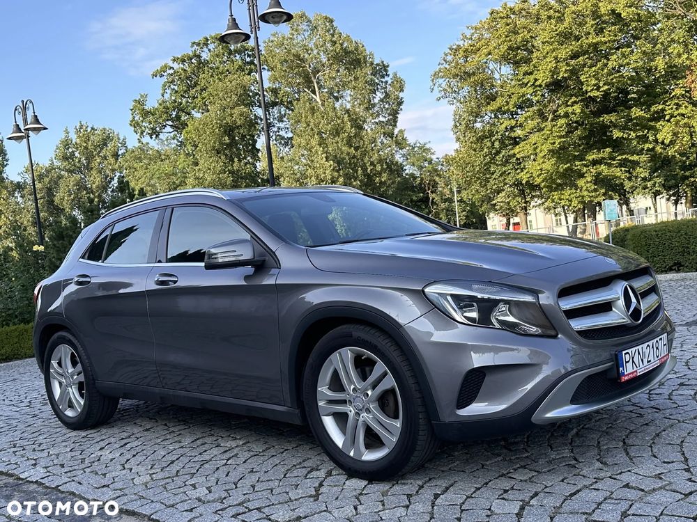 Mercedes-Benz GLA 200 7G-DCT - 9