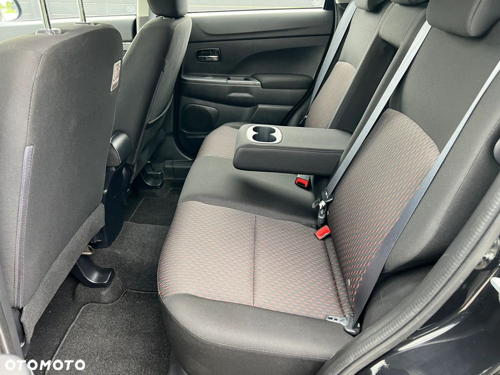 Mitsubishi ASX 1.6 2WD Edition 100+ - 31