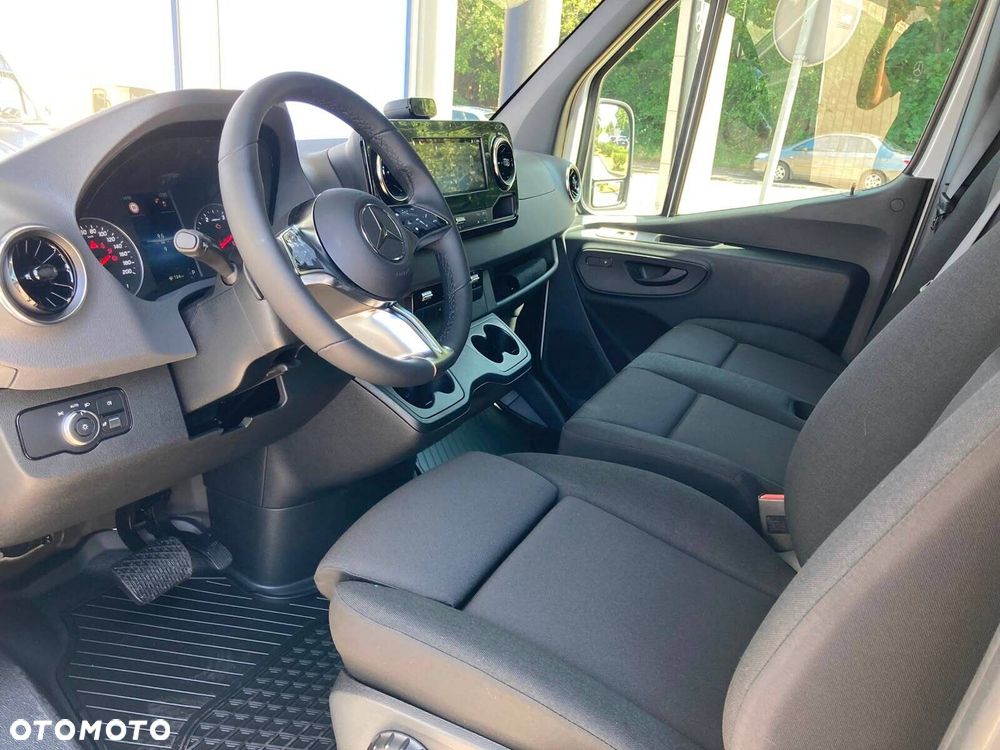 Mercedes-Benz Sprinter Sprinter - 16
