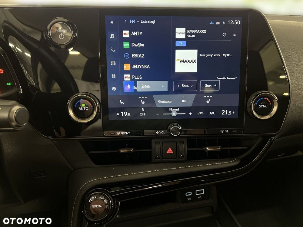 Lexus NX 350h Business AWD - 27