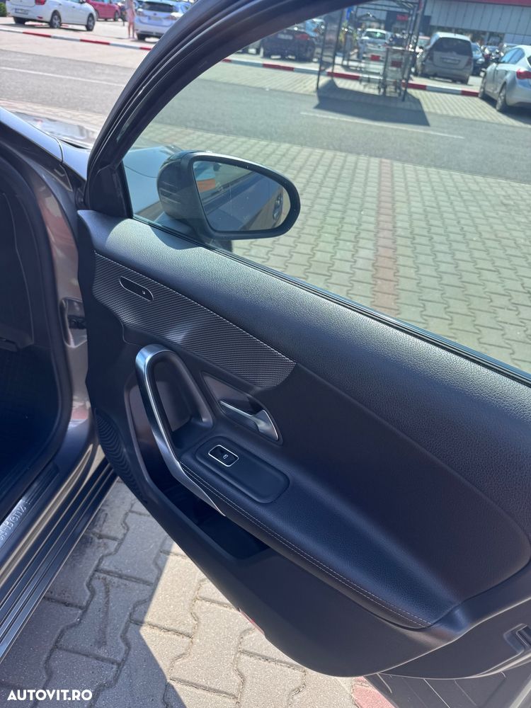 Mercedes-Benz A 180 d Sedan Aut. - 6