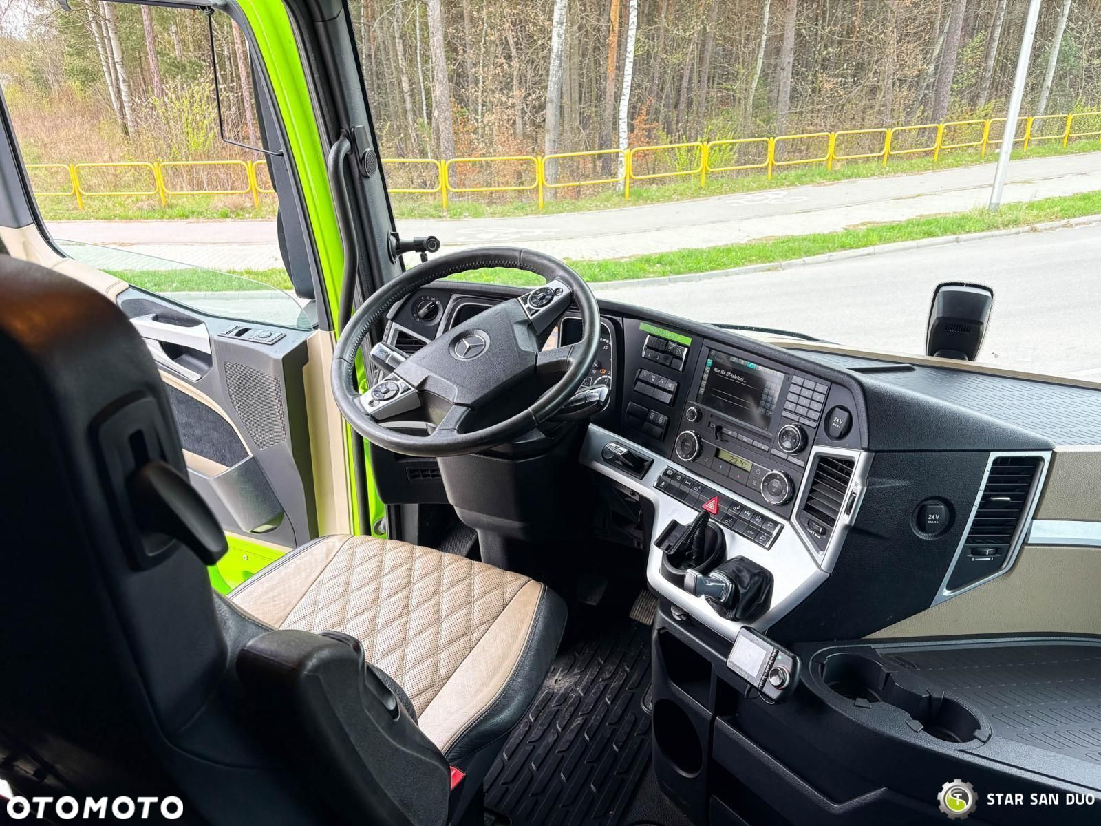 Mercedes-Benz Actros 6x2 HMF 3220 K-7 HDS Żuraw Crane - 21