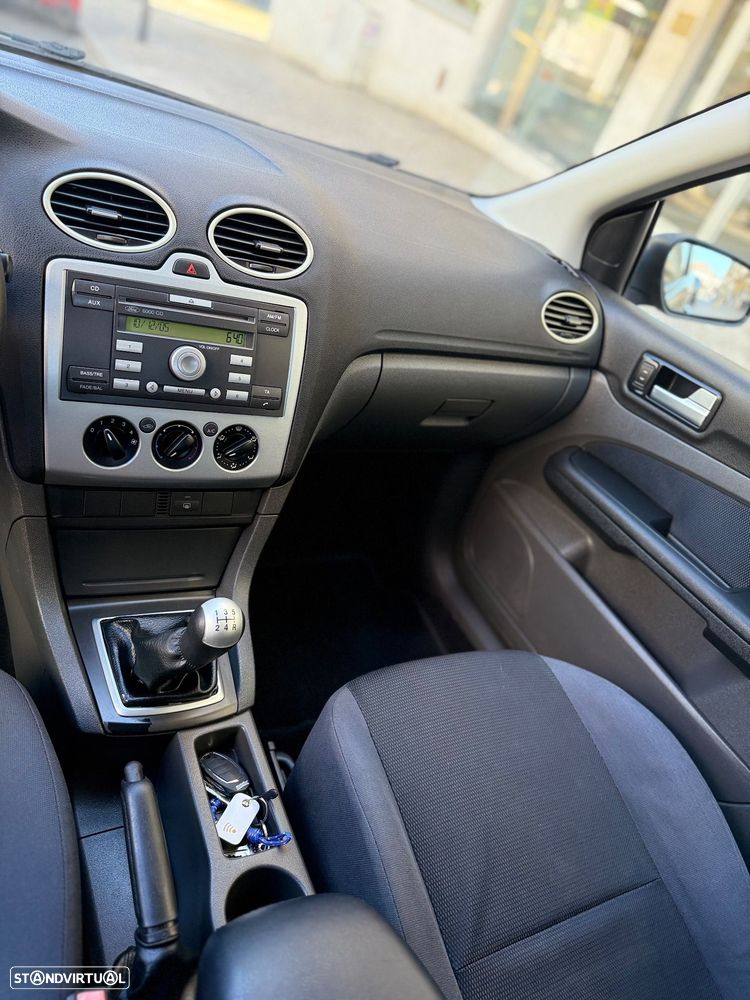 Ford Focus 1.6 TDCi Sport - 9