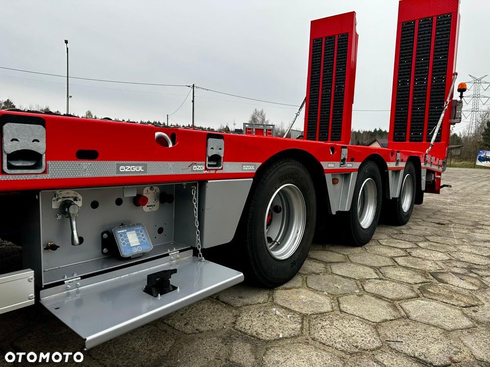 Inny 3 OSIOWA NISKOPODWOZIOWA Z TWARDYM POKŁADEM! NAJAZDY HYDRAULICZNE, OŚ SKRĘTNA - OŚ PODNOSZONA - 22