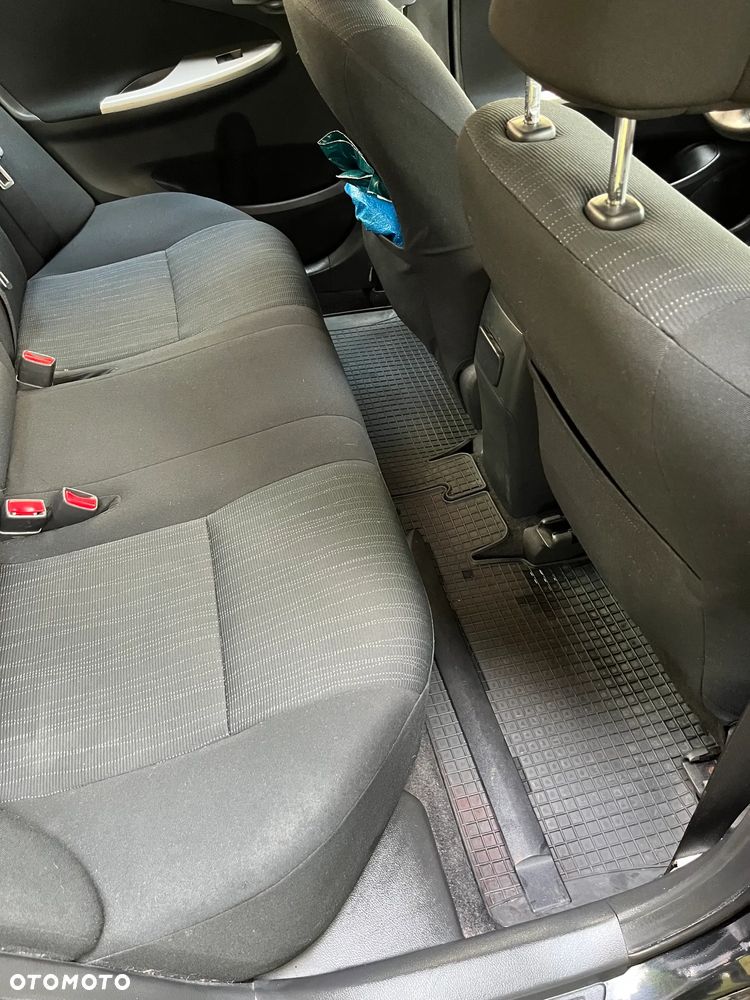 Toyota Corolla 1.6 Terra - 12