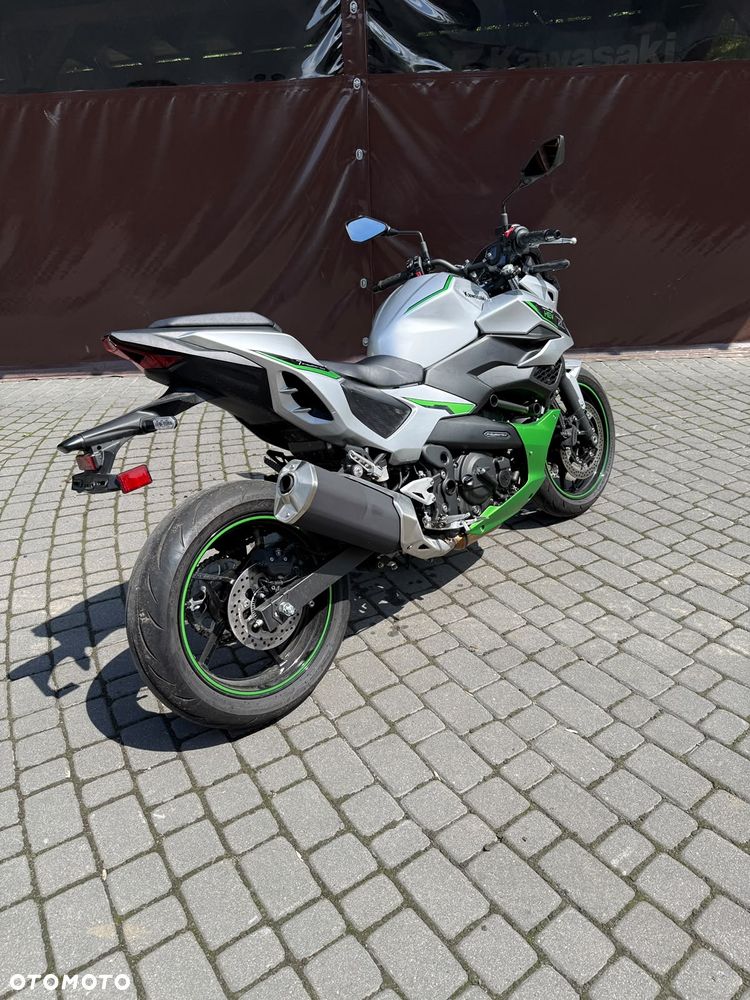 Kawasaki Z - 7