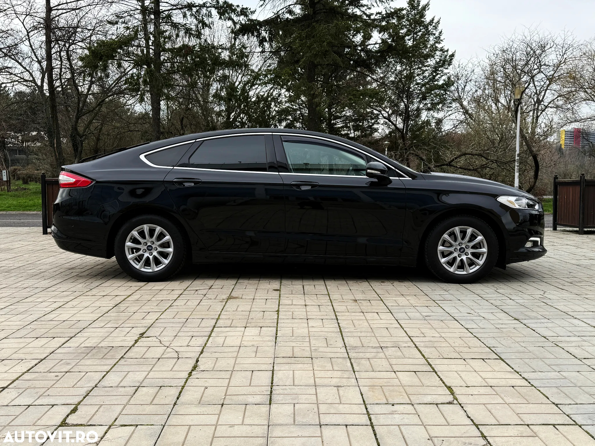 Ford Mondeo 1.0 EcoBoost Start-Stopp Business Edition - 11