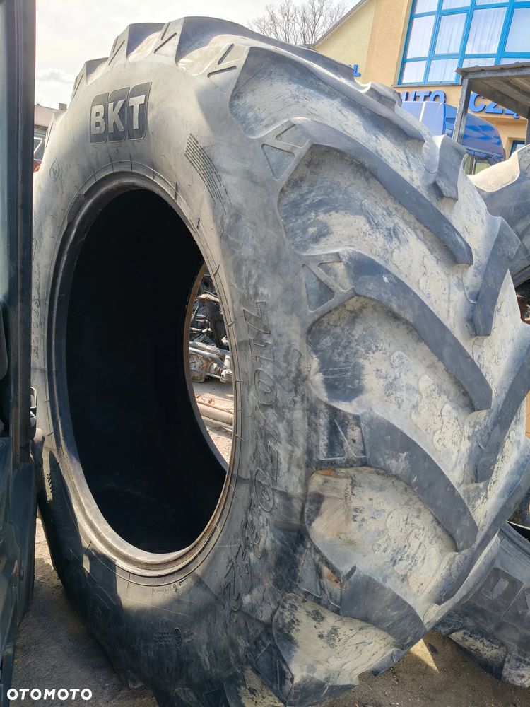 Opona opony rolnicze 710/70R42 BKT zachodnie - 2