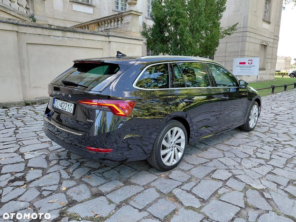 Skoda Octavia 2.0 TSI 4x4 Style DSG - 3