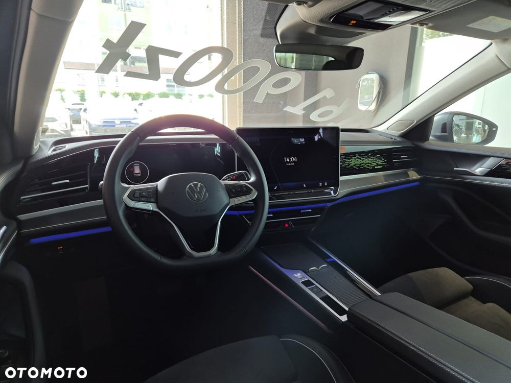 Volkswagen Passat Variant 1.5 TSI EVO Elegance DSG - 9