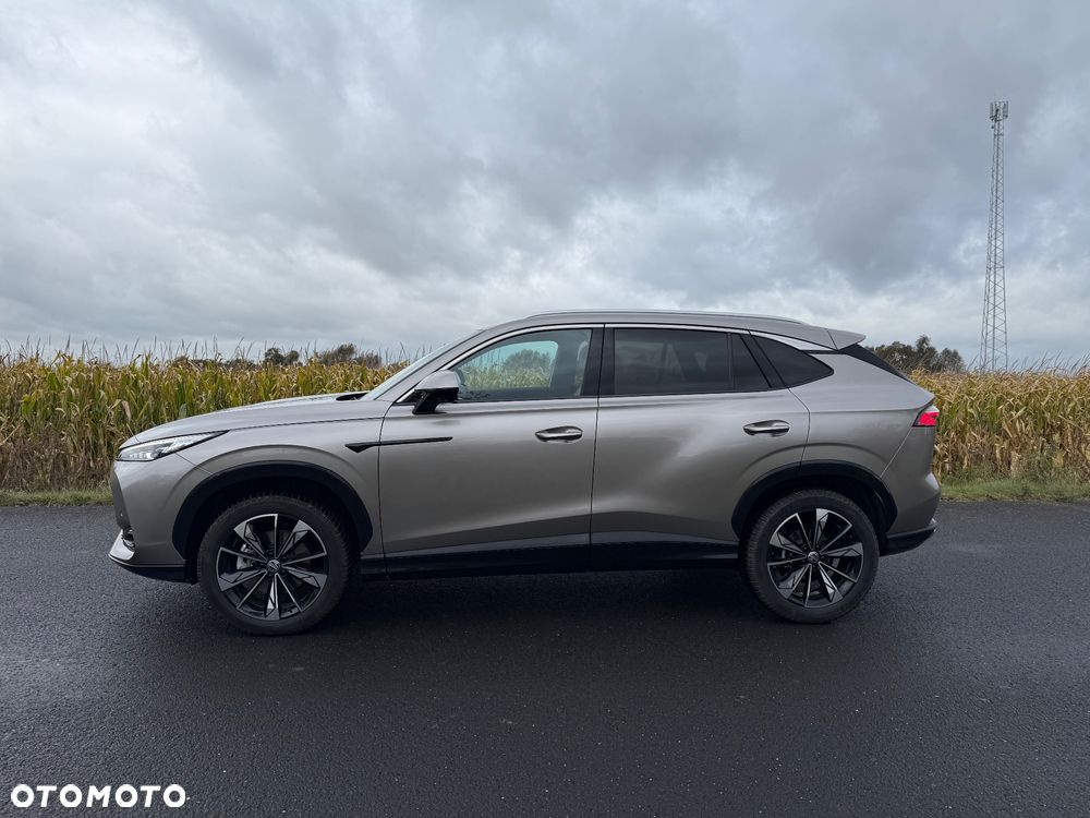 MG HS 1.5 T-GDI Exclusive DCT - 3