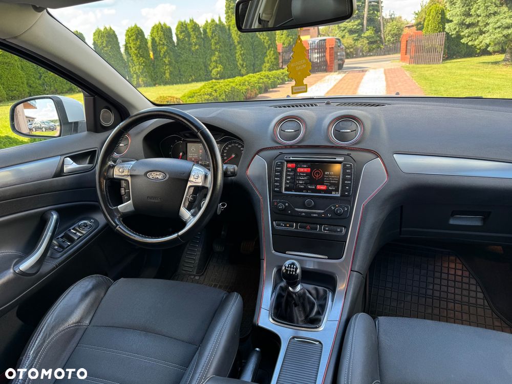 Ford Mondeo 2.0 TDCi Titanium X - 19