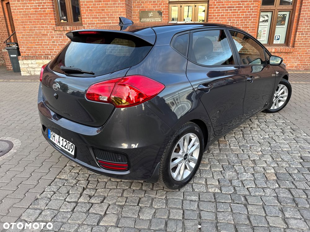 Kia Ceed 1.6 GDI Vision - 13