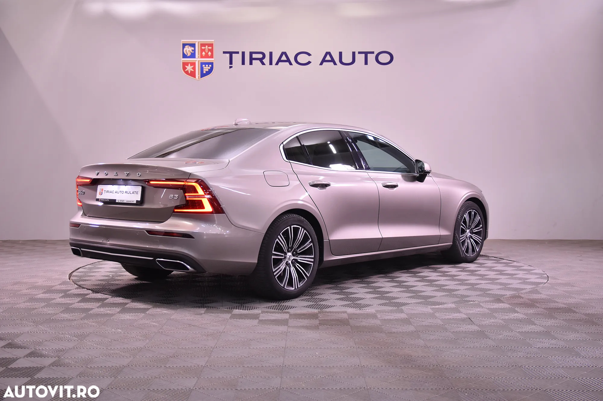 Volvo S60 - 5