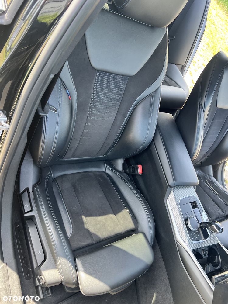 BMW Seria 3 318d Edition M Sport Shadow - 15