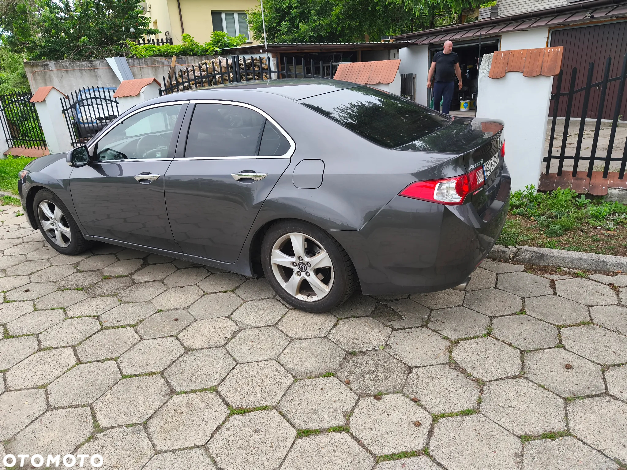 Honda Accord - 4