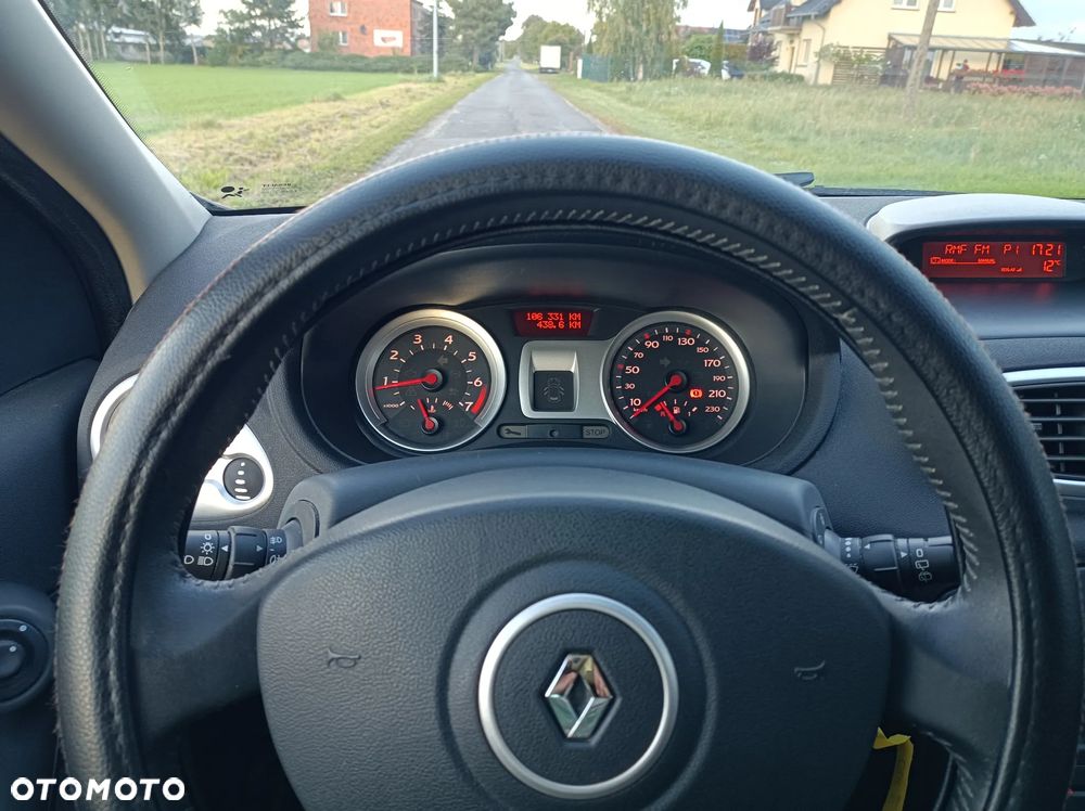Renault Clio 1.2 16V 75 Dynamique - 17