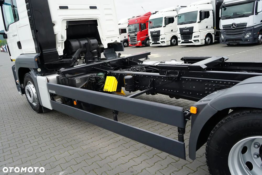 MAN TGS / 26.440 / E 5 / RETARDER / PEŁNY ADR / BDF / 7,15 M , 7,45 M / OŚ SKRĘTNA - 10