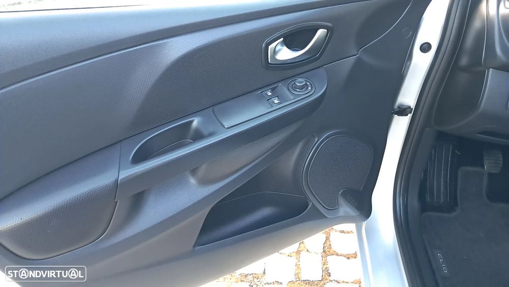 Renault Clio Sport Tourer 1.5 dCi Dynamique S 90g - 11