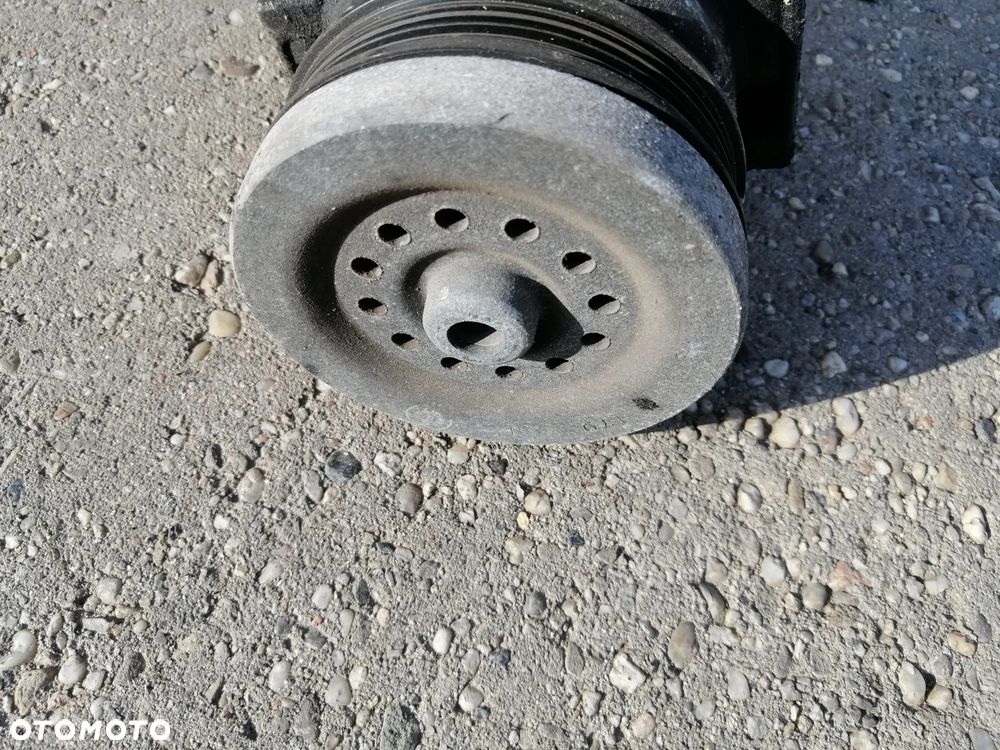 Opel Corsa D E 1.2 kompresor klimatyzacji Denso 55701200  447190-5040 - 9