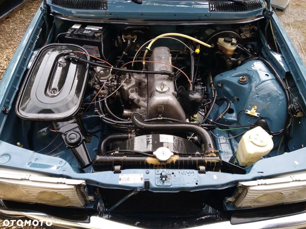Mercedes-Benz W123 - 16