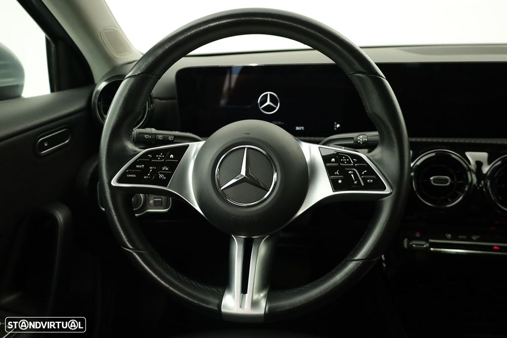 Mercedes-Benz A 200 Standard - 15
