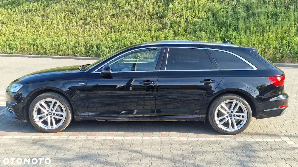 Audi A4 Avant 40 TDI S tronic S line - 2
