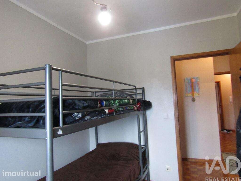Apartamento T3 em Vilar de Andorinho de 89 m2 - Grande imagem: 3/34
