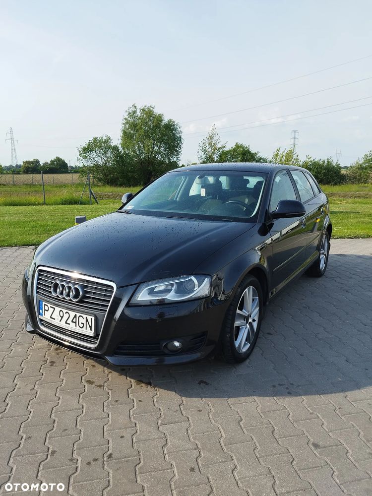 Audi A3 Sportback 2.0 TDI DPF Attraction - 1