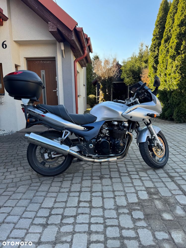 Kawasaki ZR - 3