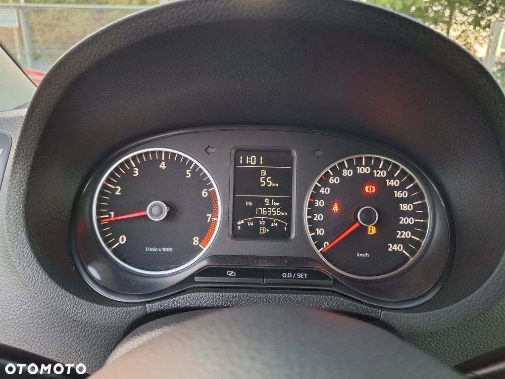 Volkswagen Polo 1.2 Comfortline - 19