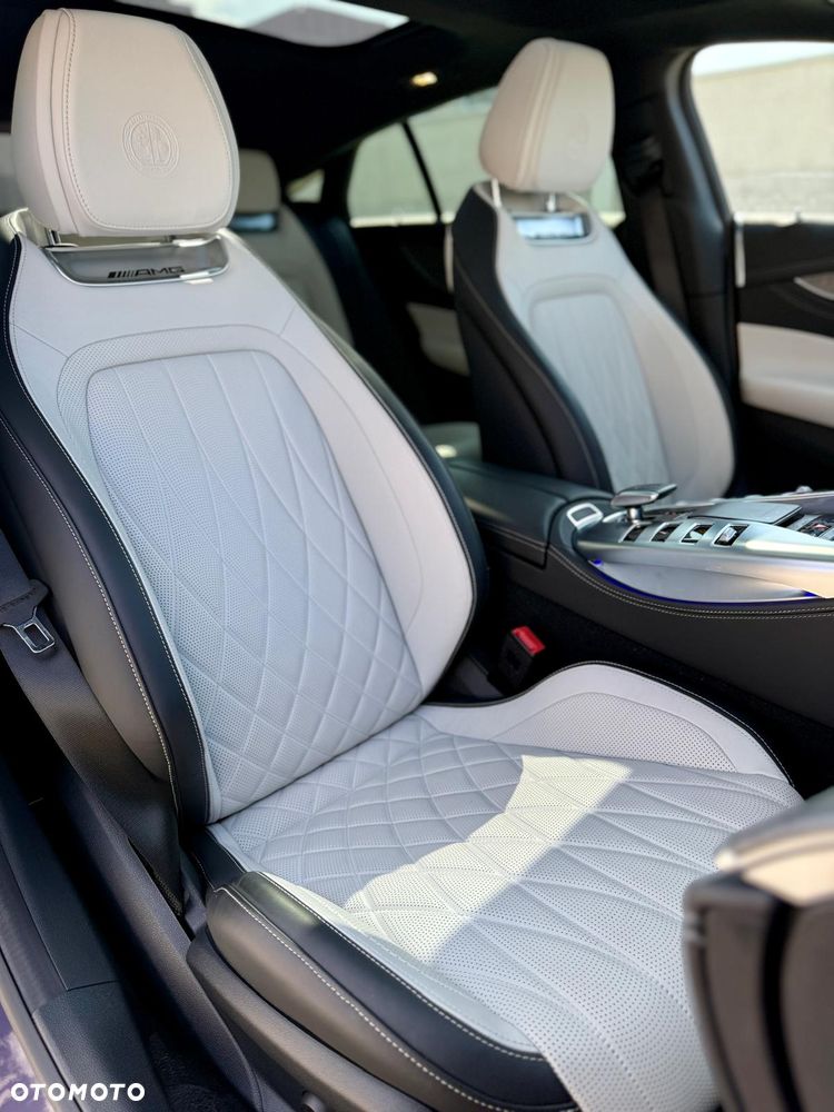 Mercedes-Benz AMG GT 53 4Matic+ Speedshift TCT 9G - 22