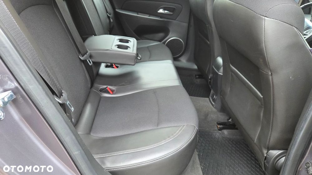 Chevrolet Cruze 1.4T LTZ+ - 33
