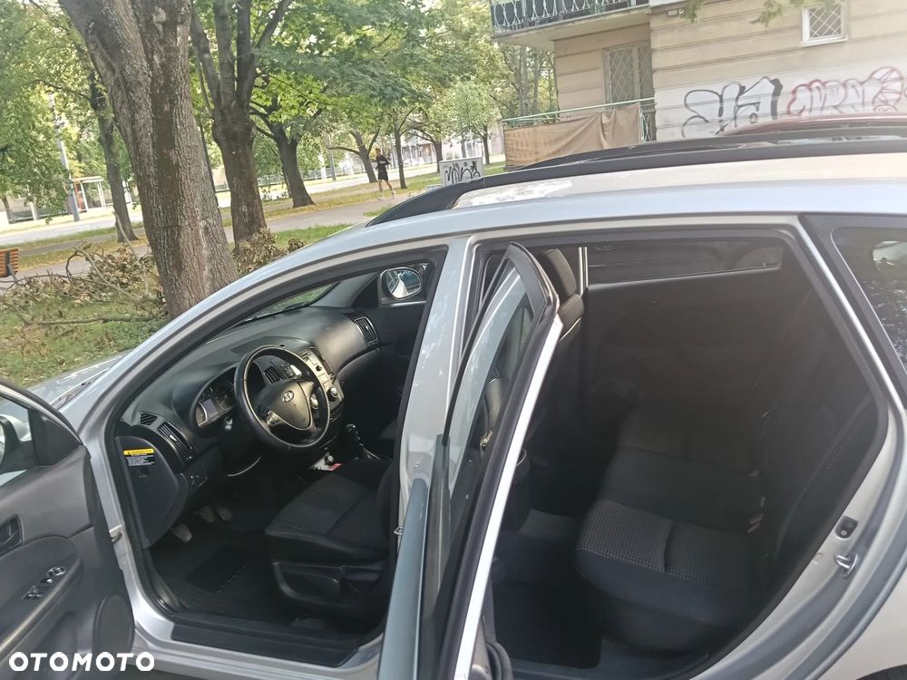 Hyundai i30 1.6 Classic - 23
