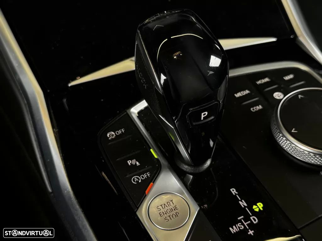 BMW 318 d Touring Line Sport Auto - 40