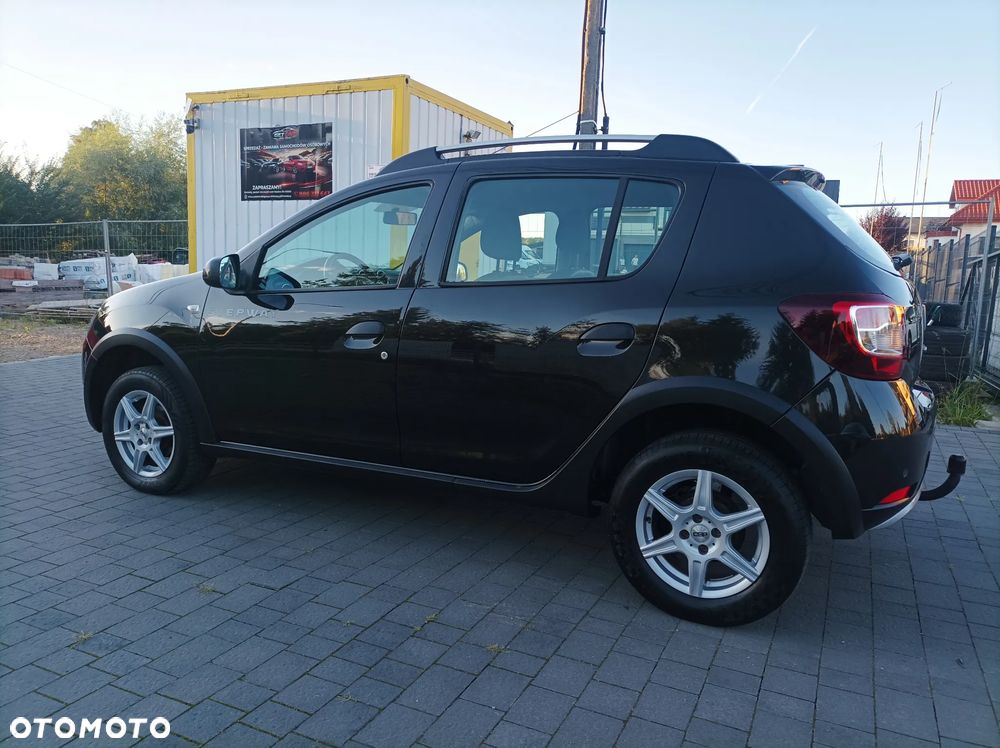 Dacia Sandero Stepway TCe 90 (S&S) Celebration - 11