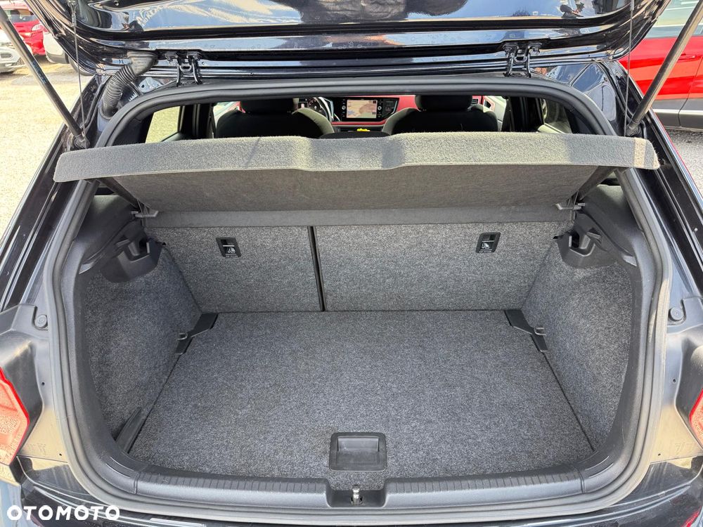 Volkswagen Polo 2.0 TSI DSG GTI - 29