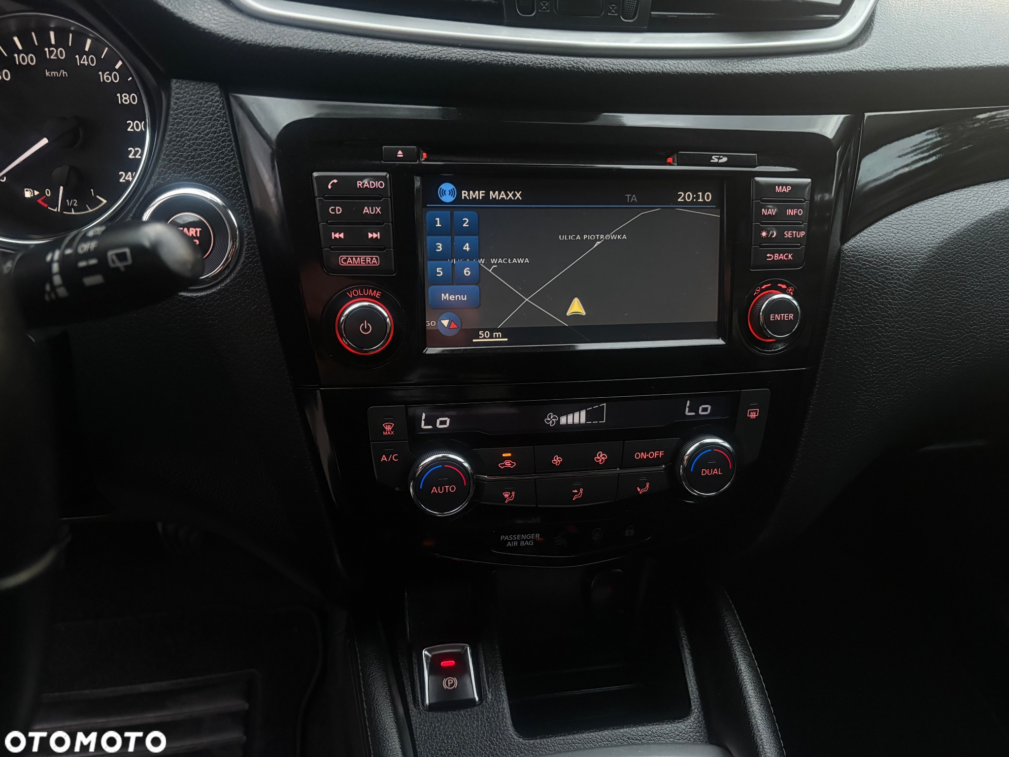 Nissan Qashqai 1.6 DIG-T Tekna - 12