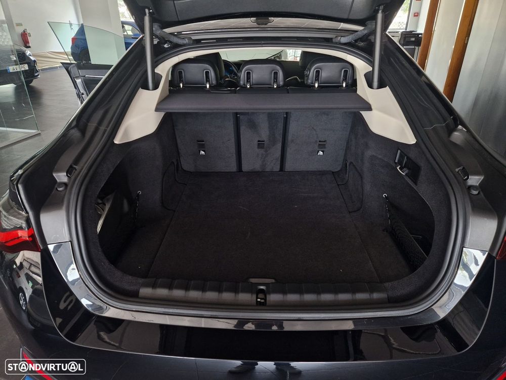BMW i4 eDrive40 - 19